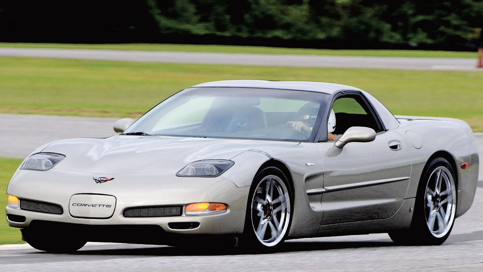 Click to Enlarge-Esc to Close Corvette Generations/C5/C5 Silver corvette_left_side.webp